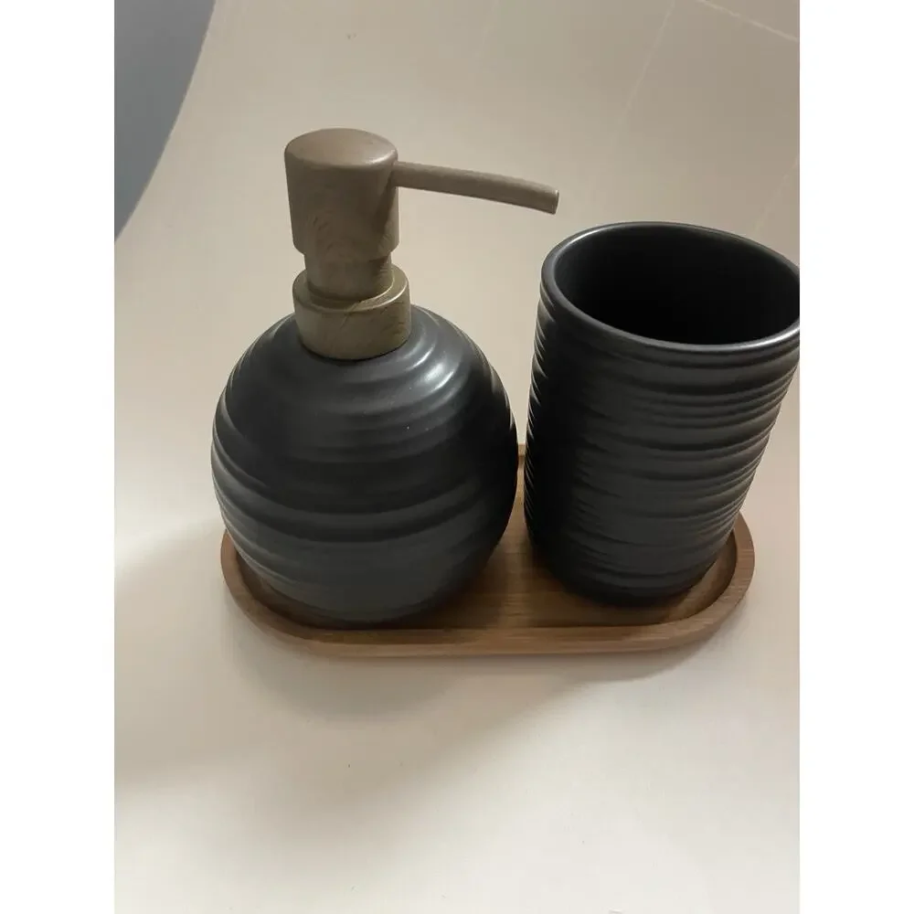 3-Piece Ceramic Bathroom Set with Acacia Wood Tray Bathroom Organizer, Black‎